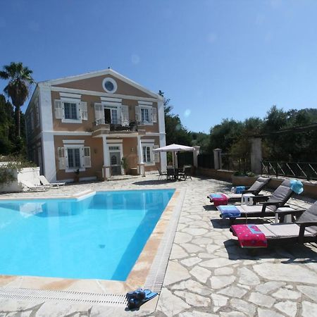 Durrell Corfu Strawberry-Pink Villa Perama  Luaran gambar