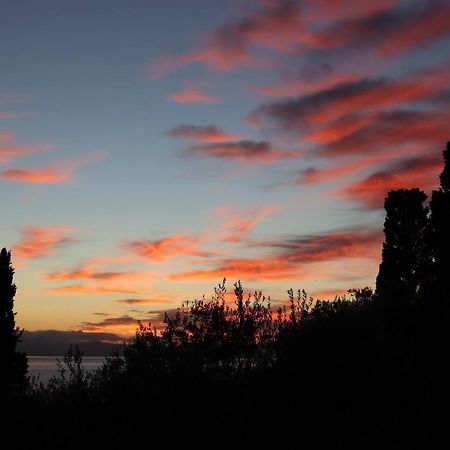 Durrell Corfu Strawberry-Pink Villa Perama  Luaran gambar